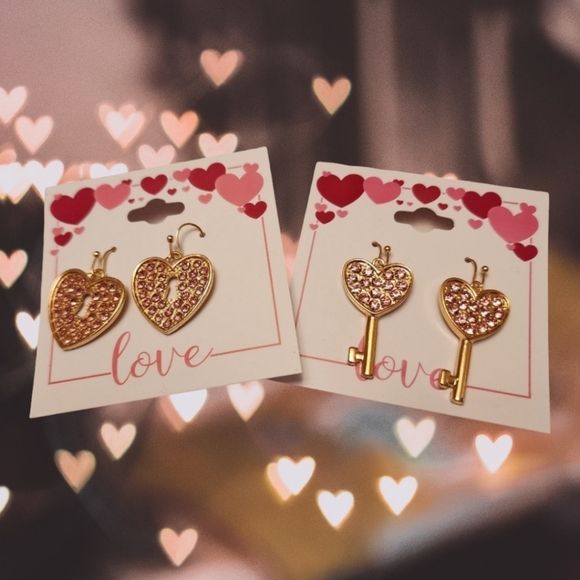2 Sets of Heart Rhinestone Lock & Key Earrings - Picture 1 of 6